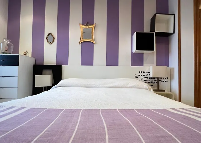 Apartament Piso Oleaxe *